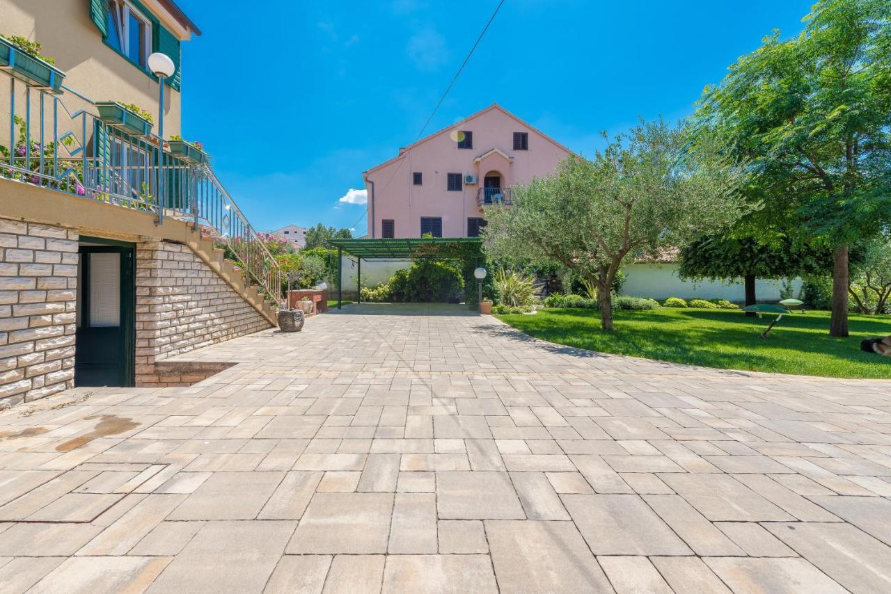 Villa Lux Nina With Six Bedrooms, Private Pool, Sauna ザダル エクステリア 写真