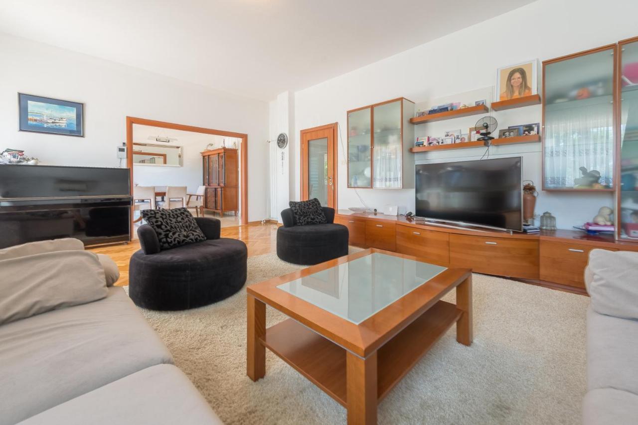 Villa Lux Nina With Six Bedrooms, Private Pool, Sauna ザダル エクステリア 写真