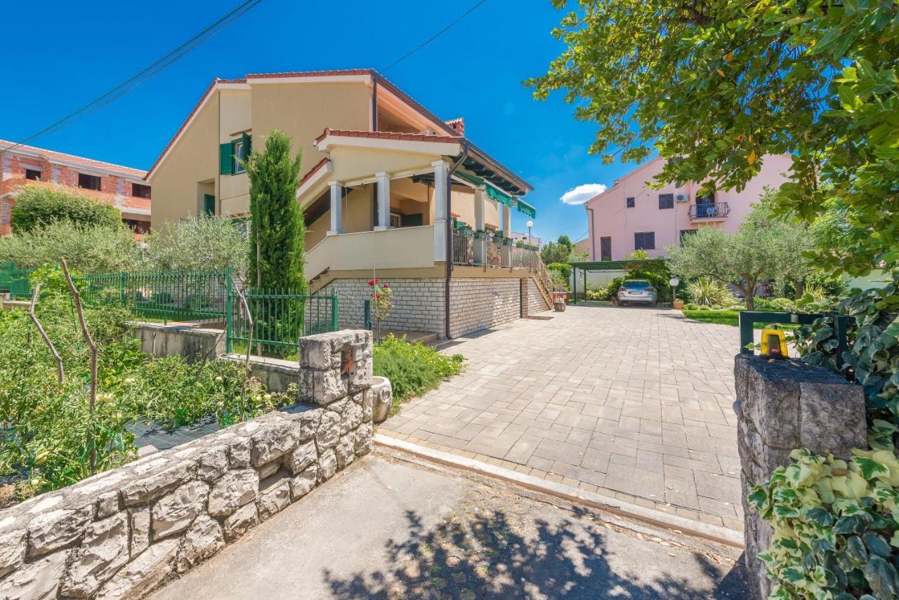 Villa Lux Nina With Six Bedrooms, Private Pool, Sauna ザダル エクステリア 写真