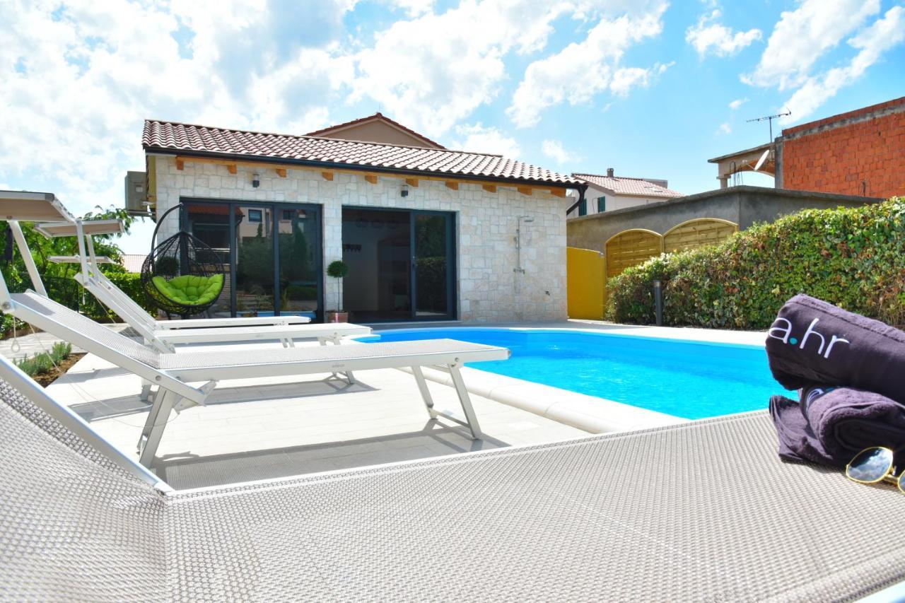 Villa Lux Nina With Six Bedrooms, Private Pool, Sauna ザダル エクステリア 写真